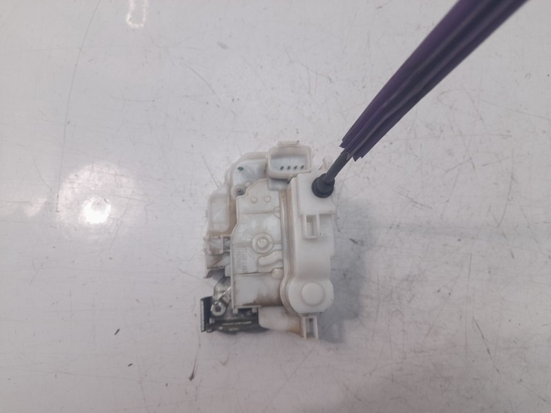 Recambio de cerradura puerta delantera derecha para fiat tipo ii (357) berlina lounge referencia OEM IAM 0051983944  