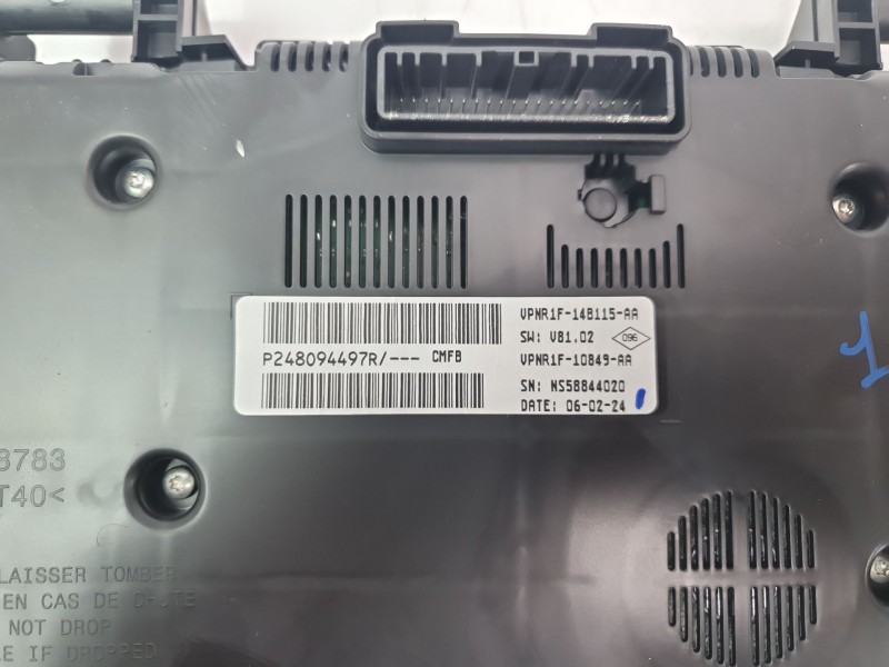 Recambio de cuadro instrumentos para renault captur ii techno referencia OEM IAM 248094497R  