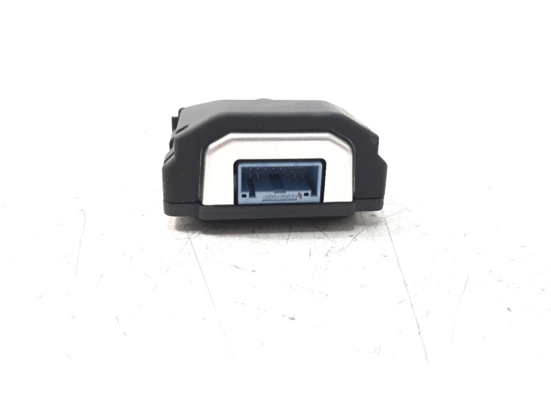 Recambio de modulo electronico para hyundai kona referencia OEM IAM 95740K4100  