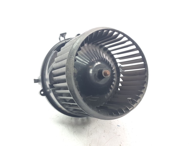 Recambio de ventilador calefaccion para mini f56 1.5 12v referencia OEM IAM 64119297751  