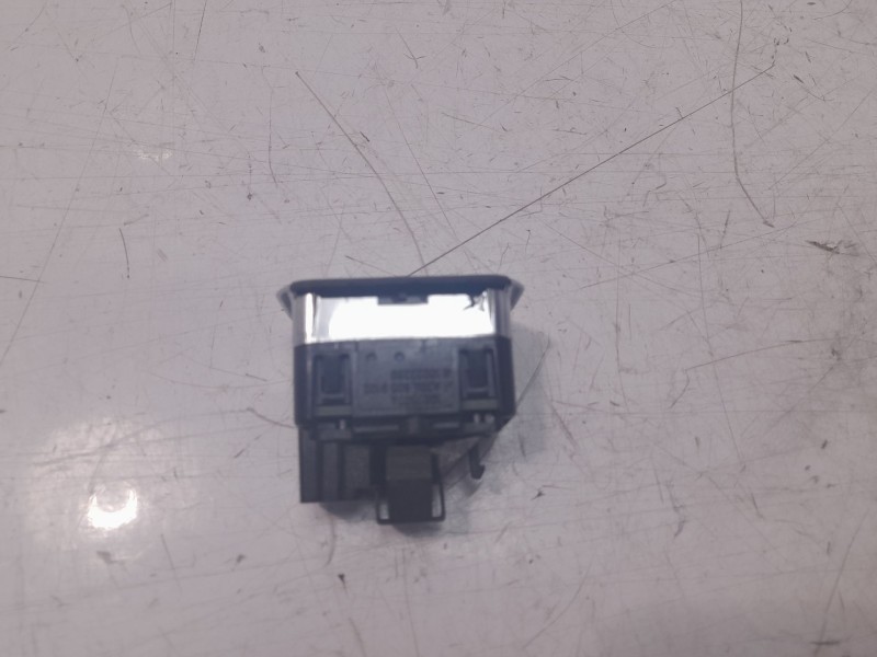 Recambio de mando elevalunas trasero izquierdo para mercedes-benz b-klasse (bm 247) (2.2019) b 200 d (247.012) referencia OEM IA