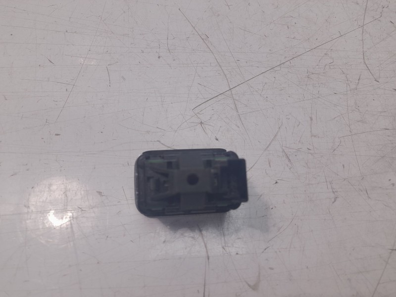 Recambio de mando elevalunas trasero izquierdo para mercedes-benz b-klasse (bm 247) (2.2019) b 200 d (247.012) referencia OEM IA