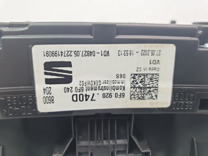 Recambio de cuadro instrumentos para seat arona xcellence referencia OEM IAM 6F0920740D  