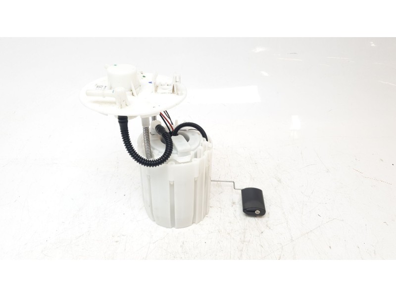 Recambio de bomba combustible para kia stonic (yb) 1.2 cvvt referencia OEM IAM 31110H8300  