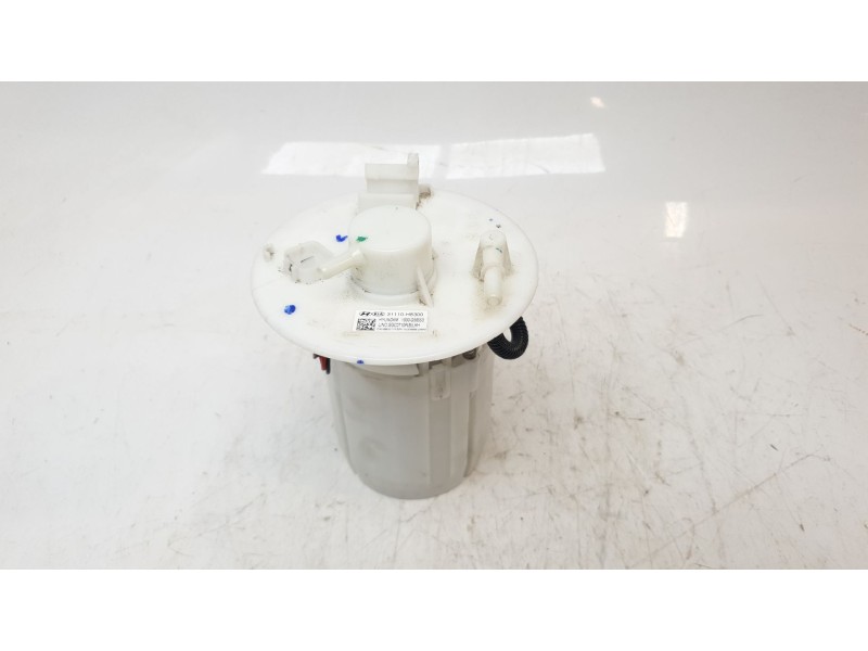 Recambio de bomba combustible para kia stonic (yb) 1.2 cvvt referencia OEM IAM 31110H8300  