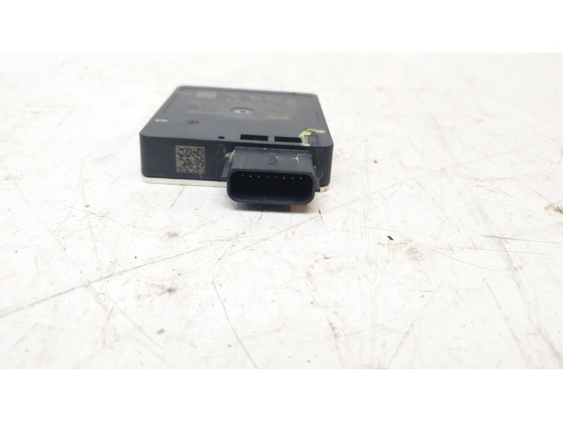 Recambio de modulo electronico para kia stonic (yb) 1.2 cvvt referencia OEM IAM 682332200  
