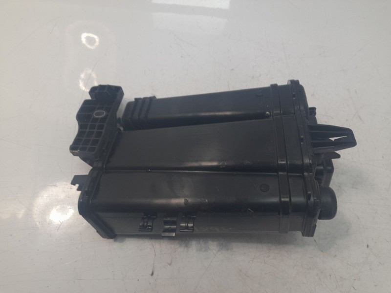 Recambio de filtro carbono activo para volkswagen polo advance referencia OEM IAM 2Q0201801A  