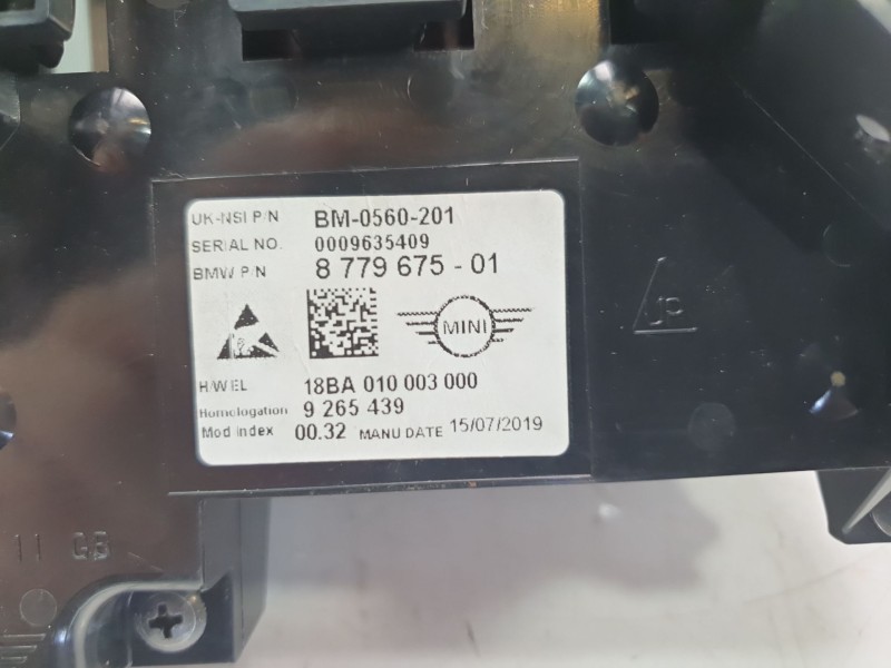 Recambio de cuadro instrumentos para mini f56 1.5 12v referencia OEM IAM 877967501  