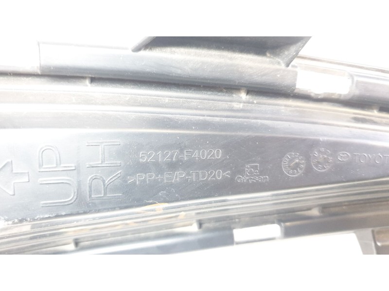 Recambio de moldura para toyota c-hr (_x1_) 1.8 hybrid (zyx10_, zyx11_) referencia OEM IAM 52127F4020  