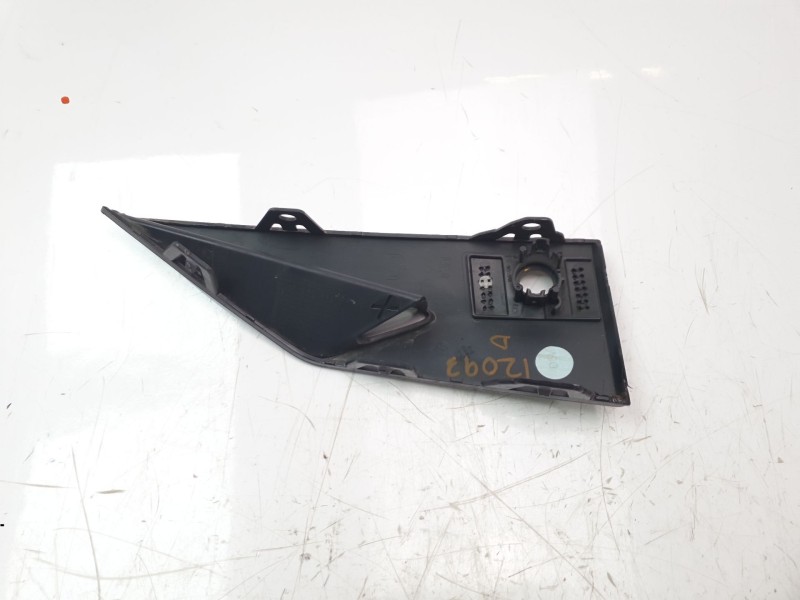 Recambio de moldura paragolpe delantera derecha para ds ds 3 / ds 3 crossback (ur_, uc_, uj_) 1.2 puretech 130 referencia OEM IA