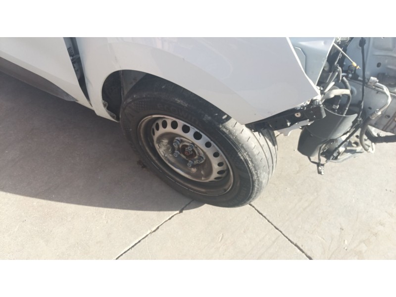 Recambio de mangueta delantera derecha para renault express furgoneta/monovolumen 1.5 blue dci 75 (f6aa) referencia OEM IAM   