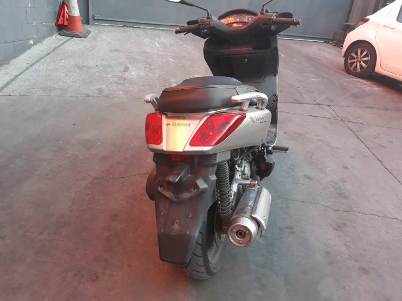 yamaha x-max 250 del año 2006
