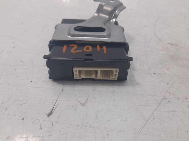 Recambio de modulo electronico para toyota corolla (e21) hybrid style referencia OEM IAM 8594012230  