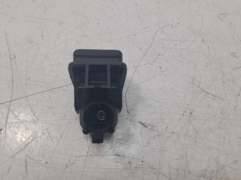 Recambio de camara vision trasera para bmw serie 3 lim. (f30) 318d referencia OEM IAM 6653924035102  