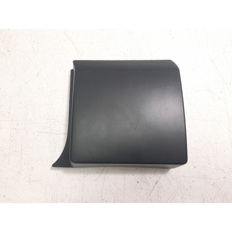 Recambio de moldura para renault trafic iii furgoneta (fg_) 2.0 dci 120 (fgmn) referencia OEM IAM 768196228R  107180291E / FT900