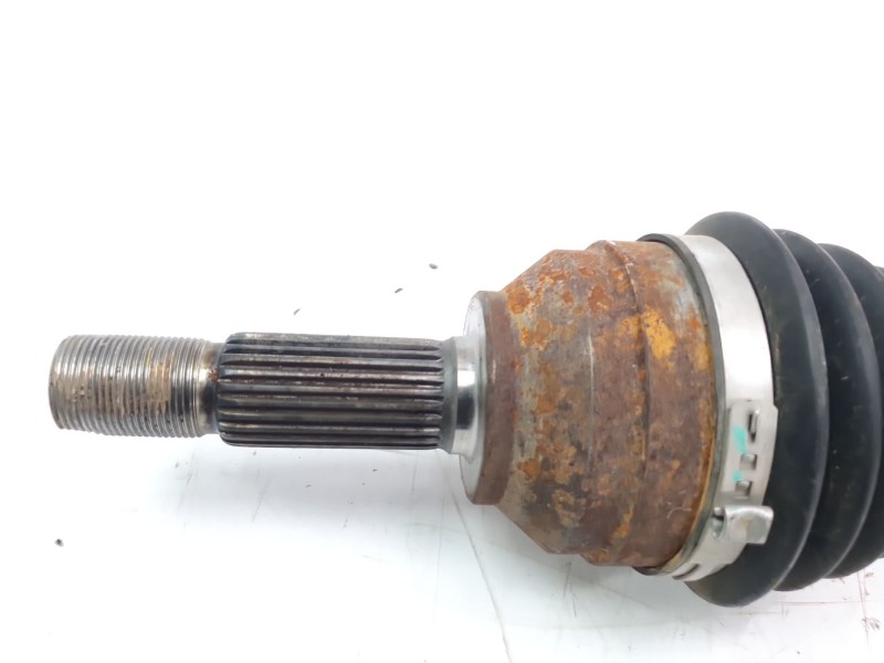 Recambio de transmision delantera izquierda para mg zs luxury referencia OEM IAM 10708947  