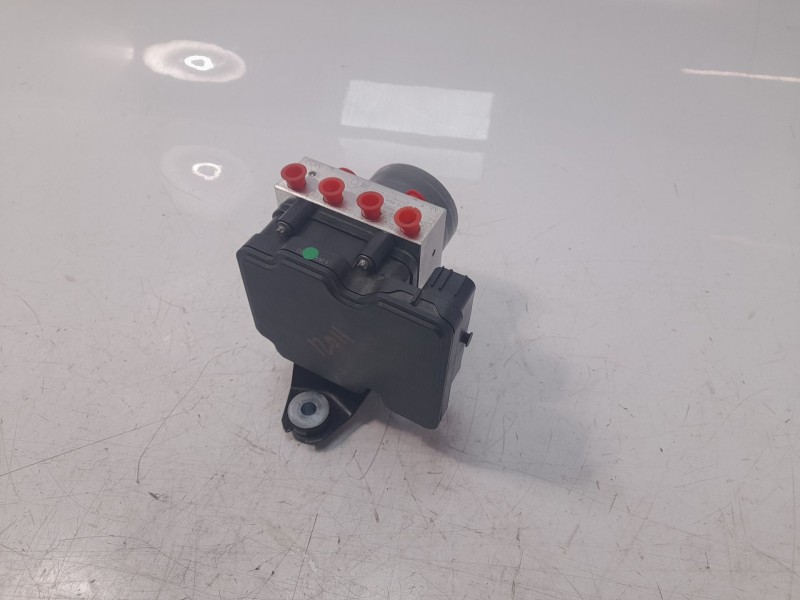 Recambio de abs para toyota corolla (e21) hybrid style referencia OEM IAM 4454002D81  