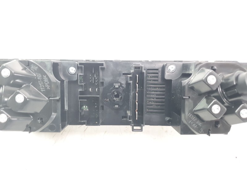 Recambio de mando calefaccion / aire acondicionado para seat arona xcellence referencia OEM IAM 6F1820045K  