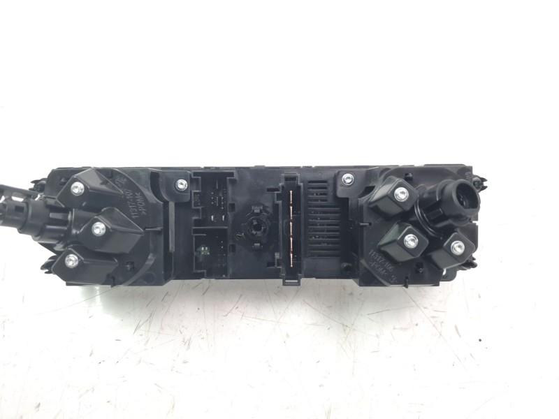 Recambio de mando calefaccion / aire acondicionado para seat arona xcellence referencia OEM IAM 6F1820045K  