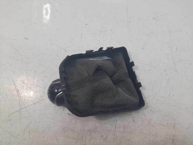 Recambio de pomo palanca cambio para seat arona xcellence referencia OEM IAM 6F0711113AA  