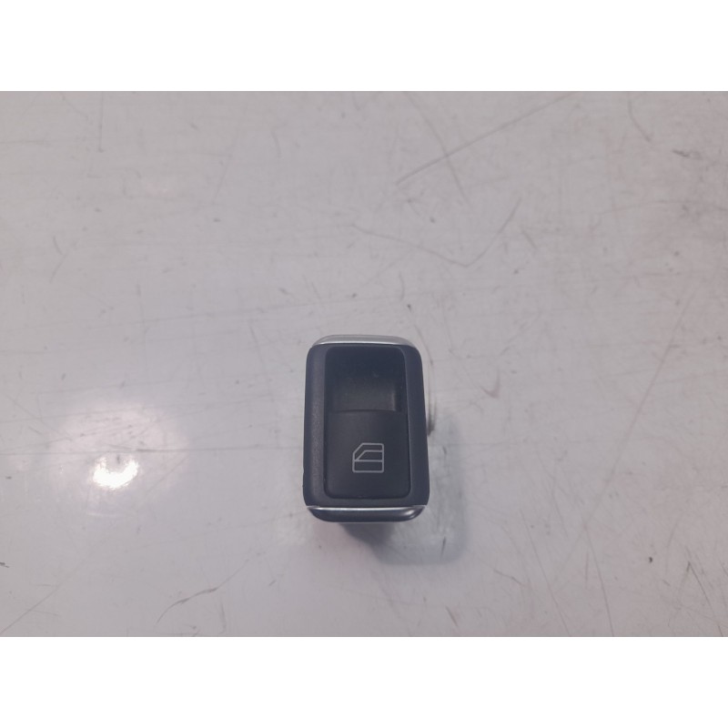 Recambio de mando elevalunas delantero derecho para mercedes-benz clase gla (x156) gla 180 (156.942) referencia OEM IAM A2049058