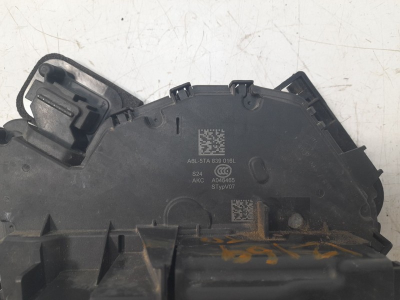 Recambio de cerradura puerta trasera derecha para seat arona (kj7, kjp) 1.6 tdi referencia OEM IAM 5TA839016P  