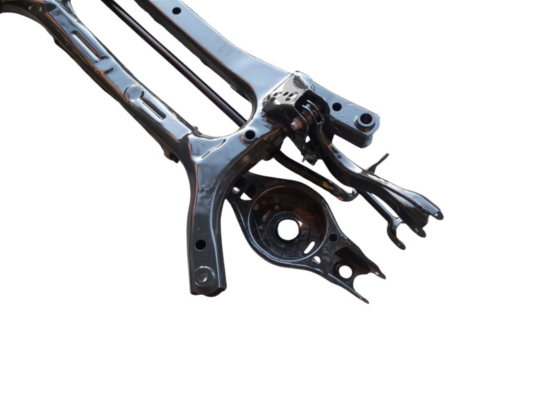 Recambio de puente trasero para toyota corolla (e21) hybrid style referencia OEM IAM 5120602081  