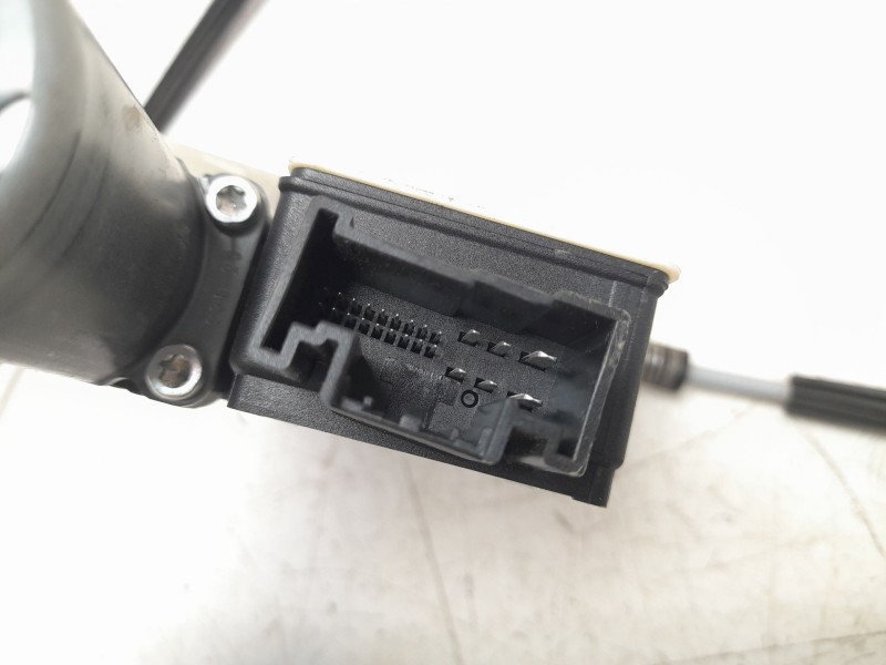 Recambio de elevalunas delantero derecho para seat arona (kj7, kjp) 1.6 tdi referencia OEM IAM 6F9837462B  