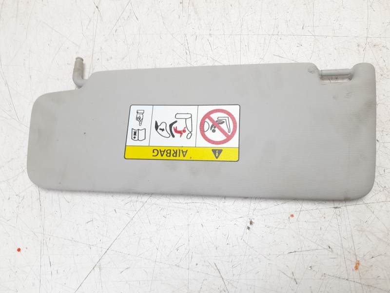 Recambio de parasol derecho para seat arona xcellence referencia OEM IAM 5G0857552D  