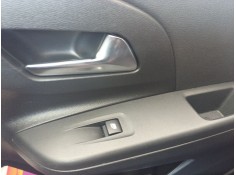 MANDO ELEVALUNAS DELANTERO DERECHO 98044803ZD 