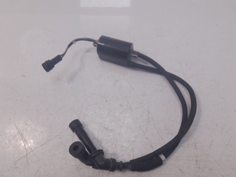 Recambio de bobina encendido para suzuki v-strom 650 referencia OEM IAM F6T546  