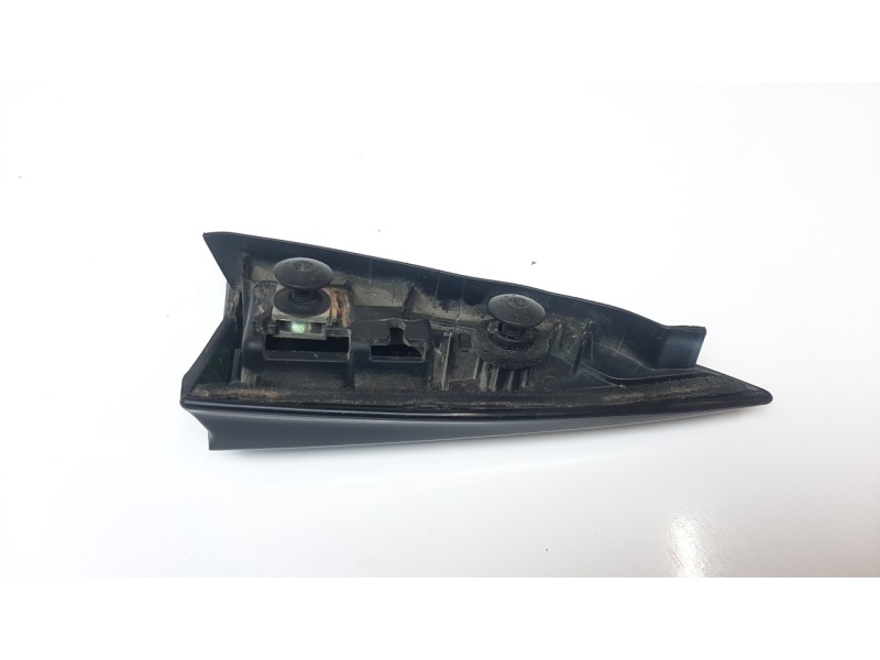 Recambio de moldura para renault clio iv 1.5 dci diesel fap referencia OEM IAM 960338504R 960339667R 960338504R