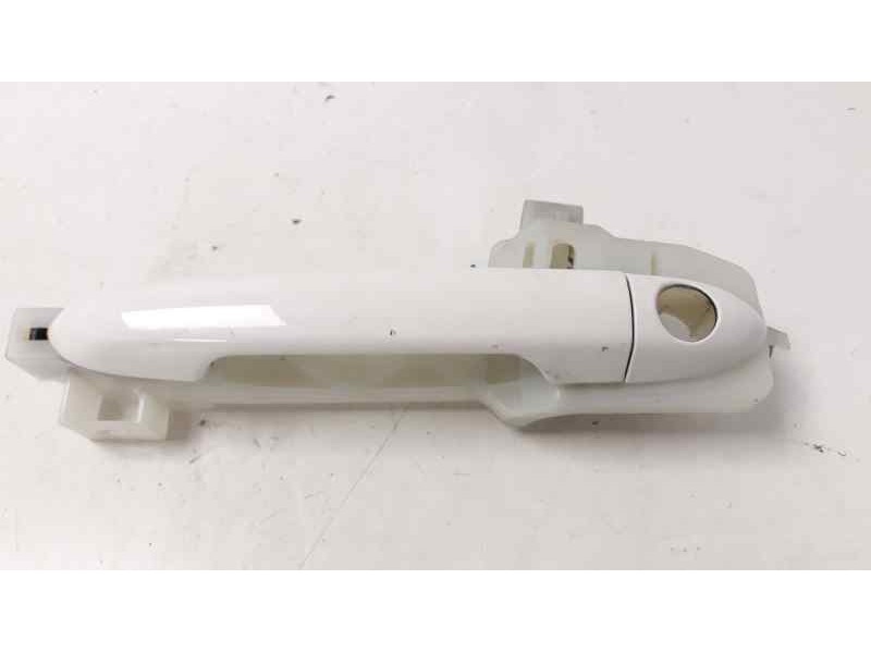 Recambio de maneta exterior delantera izquierda para kia rio (yb) 1.2 cat referencia OEM IAM 826511W010  