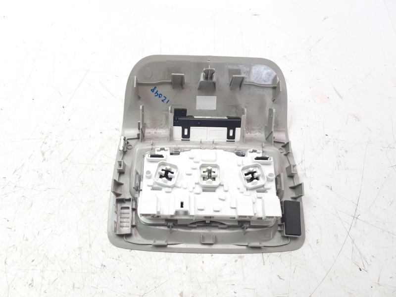 Recambio de luz interior para citroën c3 feel pack referencia OEM IAM 96754056BJ  