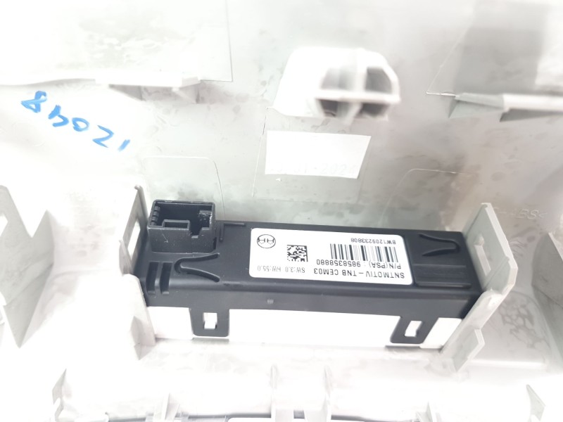 Recambio de luz interior para citroën c3 feel pack referencia OEM IAM 96754056BJ  