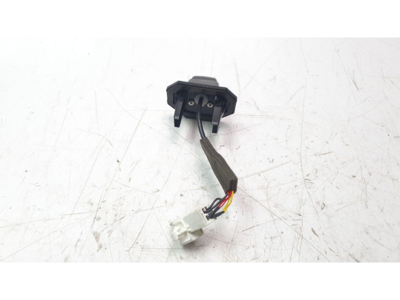 Recambio de camara vision trasera para suzuki vitara 1.5 strong hybrid gle 2wd referencia OEM IAM 3997054P01FG1  