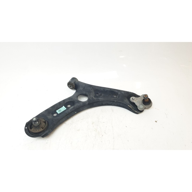 Recambio de brazo suspension inferior delantero derecho para hyundai kona 1.0 tgdi cat referencia OEM IAM 54501J9000  