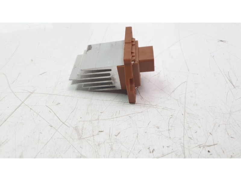 Recambio de resistencia calefaccion para kia ceed 1.0 tgdi cat referencia OEM IAM 97235D2000  