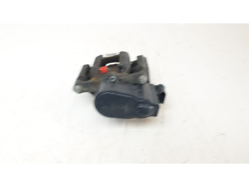 Recambio de pinza de freno trasera izquierda para peugeot 308 sw gt line referencia OEM IAM 9800228980  