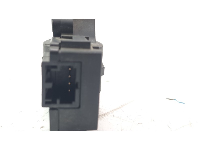 Recambio de motor apertura trampillas climatizador para mini f56 1.5 12v referencia OEM IAM CZ1139301710  