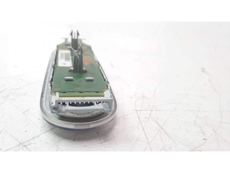 Recambio de luz interior para mini f56 1.5 12v referencia OEM IAM 4393876000  