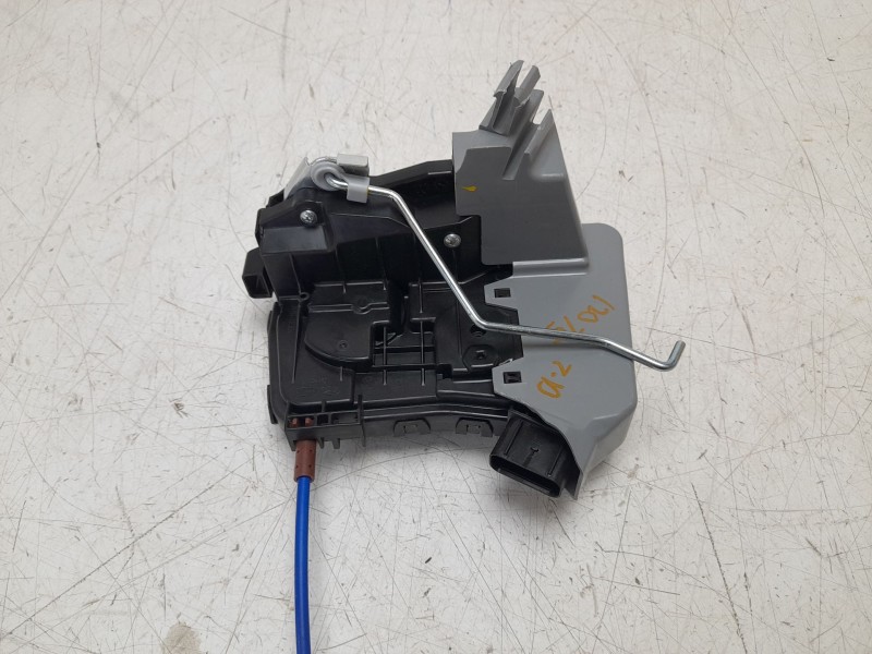 Recambio de cerradura puerta trasera derecha para kia sportage v (nq5) 1.6 t-gdi referencia OEM IAM 81420R2000  