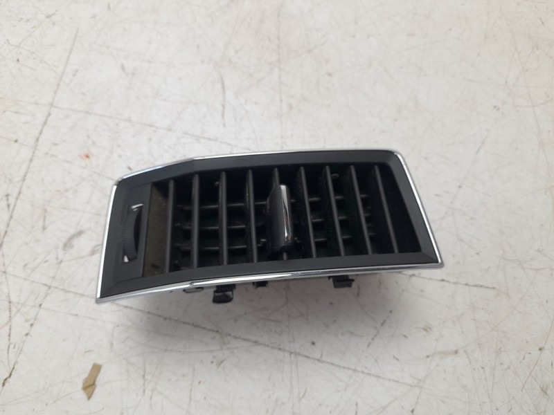 Recambio de aireador central derecho para skoda kodiaq ambition referencia OEM IAM 565820952A  