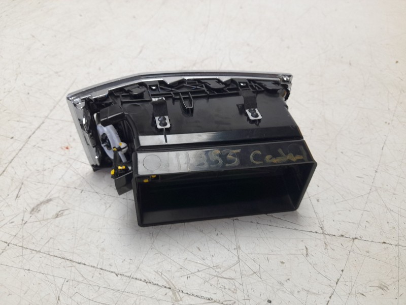 Recambio de aireador central derecho para skoda kodiaq ambition referencia OEM IAM 565820952A  