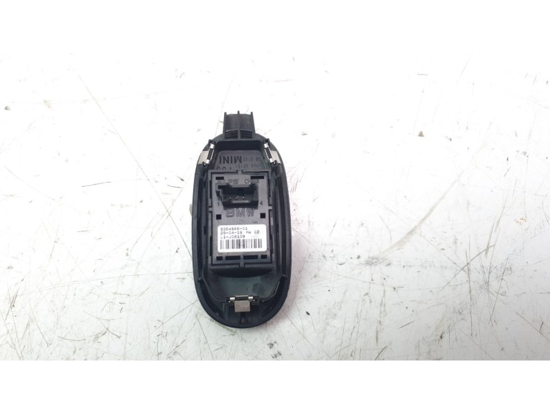 Recambio de mando elevalunas trasero izquierdo para mini f56 1.5 12v referencia OEM IAM 61319354866  