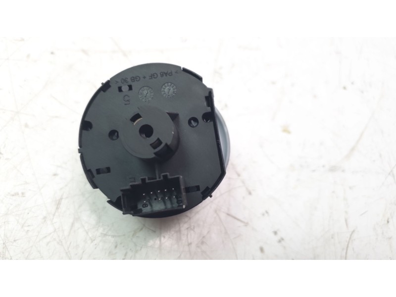 Recambio de mando luces para skoda kodiaq ambition referencia OEM IAM 565941431C  