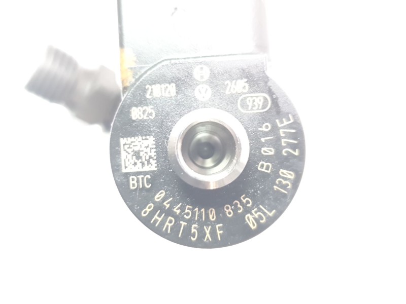 Recambio de inyector para audi a4 avant (8wd) referencia OEM IAM 05L130277E  