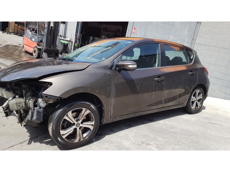 nissan pulsar (c13) del año 2014