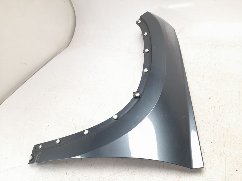 Recambio de aleta delantera izquierda para skoda kodiaq ambition referencia OEM IAM 565821105  