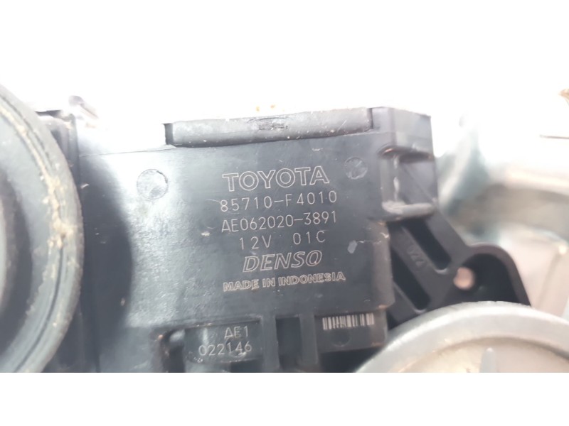 Recambio de elevalunas delantero derecho para toyota c-hr (_x1_) 1.8 hybrid (zyx10_, zyx11_) referencia OEM IAM 69810F4010  